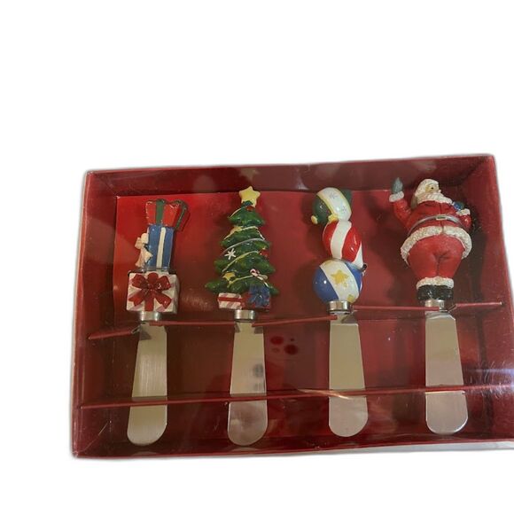 St, Nicholas Square Santa, Ornaments, Presents & Tree Christmas Cheese Spreaders - Picture 1 of 2